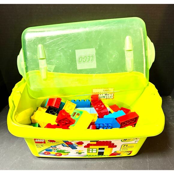 Lego Duplo #5506 preschool building 71 blocks 
Incomplete extra’s stacking tote - Picture 6 of 7